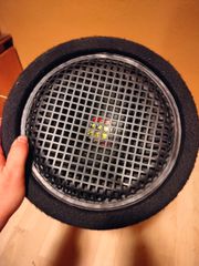Πωλείται Subwoofer Magnat