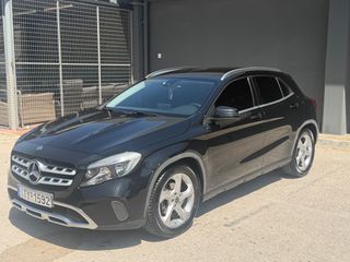 Mercedes-Benz GLA 180 2018 ΕΛΛΗΝΙΚΟ URBAN EDITION FULL EXTRA-thumb-1