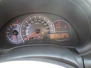 Nissan Micra 2015-thumb-14