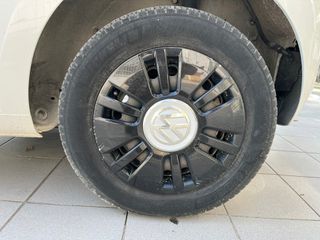 Volkswagen Up 2012-thumb-20