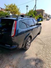 Ford Focus 2009-thumb-16