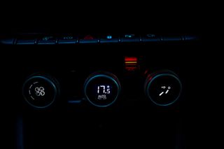 Dacia Duster 2024 1.3 TCe 150hp  JOURNEY ΑΥΤΟΜΑΤΟ  (ΕΛΛΗΝΙΚΟ)-thumb-32