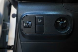 Citroen C3 2016 1.2cc PureTech 82hp (Navi)-thumb-16