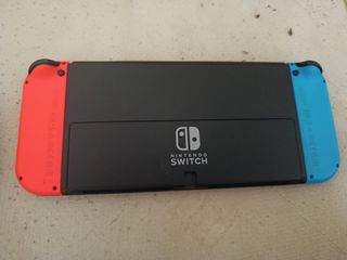 Nintendo Switch OLED σε άριστη κατάσταση-thumb-1