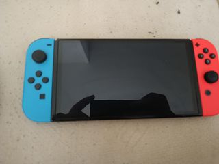 Nintendo Switch OLED σε άριστη κατάσταση-thumb-2