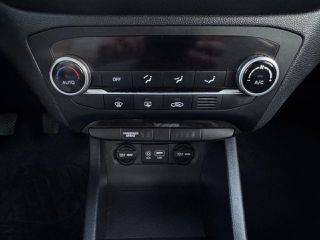 Hyundai i 20 2015-thumb-13