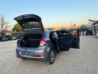 Hyundai i 20 2015-thumb-19