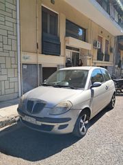 Lancia Ypsilon 2004
