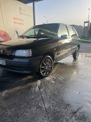 Renault Clio 1993-thumb-3