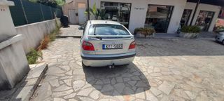 Renault Megane 2000 1400 inagaction