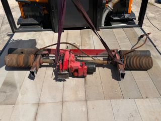 Γερανόγεφυρες / Βαρούλκα Hiab 2015