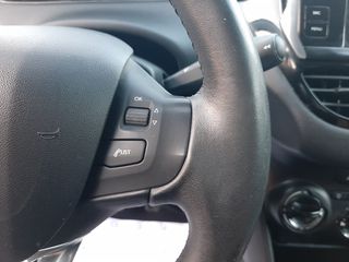 Peugeot 208 2016 1,2 / 82 hp - NAVI-CAMERA-CRUISE - BOOK SERVICE-thumb-24
