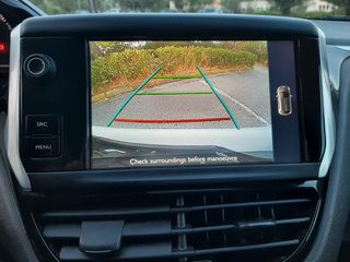 Peugeot 208 2016 1,2 / 82 hp - NAVI-CAMERA-CRUISE - BOOK SERVICE-thumb-29