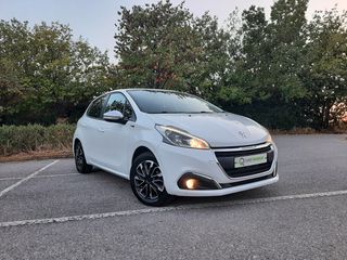 Peugeot 208 2016 1,2 / 82 hp - NAVI-CAMERA-CRUISE - BOOK SERVICE