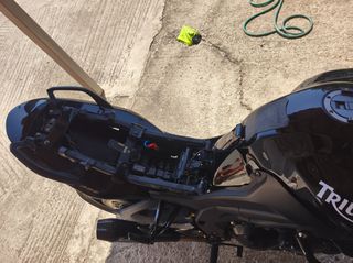 Triumph Tiger 1050 SE 2009-thumb-11