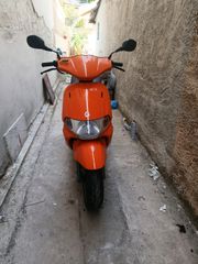 Derbi Atlantis 2004 automatic