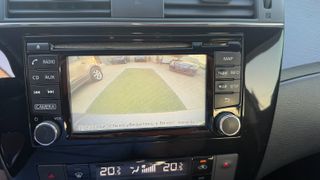 Nissan Pulsar 2015-thumb-15