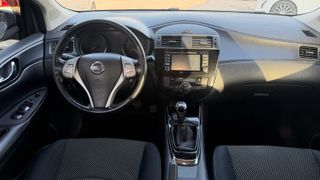 Nissan Pulsar 2015-thumb-24