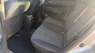 Nissan Pulsar 2015-thumb-26