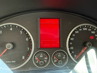 Volkswagen Tiguan 2008-thumb-9