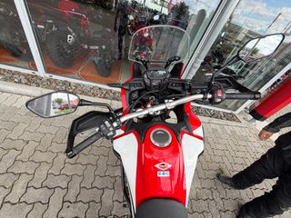 Honda CRF 1000 2016-thumb-2