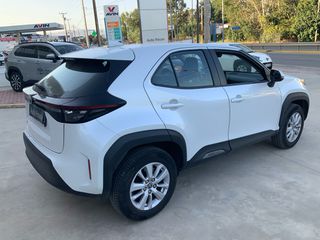 Toyota Yaris Cross 2022 ACTIVE PLUS-thumb-14