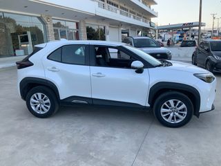 Toyota Yaris Cross 2022 ACTIVE PLUS-thumb-16