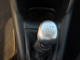 Peugeot 208 2019 DIESEL 100HP 6-ΤΑΧΥΤΟ ΜΕ ΑΠΟΣΥΡΣΗ ΕΩΣ -€1.500-thumb-8