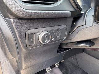 Ford Kuga 2021 2.0 EcoBlue Hybrid ST-Line X-thumb-29