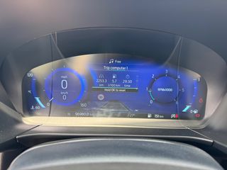 Ford Kuga 2021 2.0 EcoBlue Hybrid ST-Line X-thumb-35