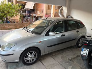Ford Focus 2002-thumb-3