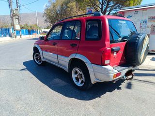 Suzuki Grand Vitara 2007 v8