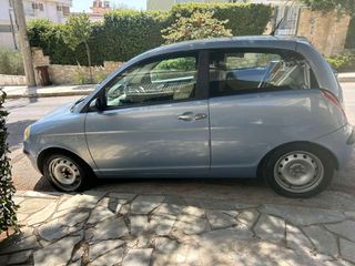 Lancia Ypsilon 2004-thumb-3