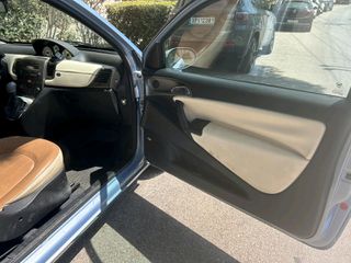 Lancia Ypsilon 2004-thumb-9