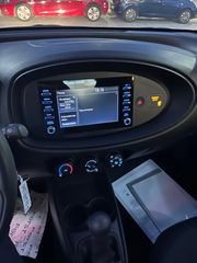 Toyota Aygo 2022 X-PLAY-thumb-7