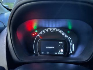 Toyota Aygo 2022 X-PLAY-thumb-8