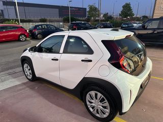 Toyota Aygo 2022 X-PLAY-thumb-2