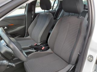 Peugeot 208 2021-thumb-17