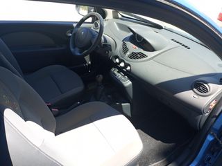 Renault 2012 TWINGO-thumb-8