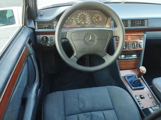 Mercedes-Benz E 200 1995 Facelift, 136PS, Clima, Ελληνικό, Άριστο!-thumb-15