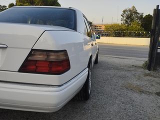 Mercedes-Benz E 200 1995 Facelift, 136PS, Clima, Ελληνικό, Άριστο!-thumb-29