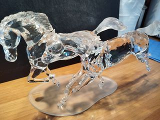 SWAROVSKI