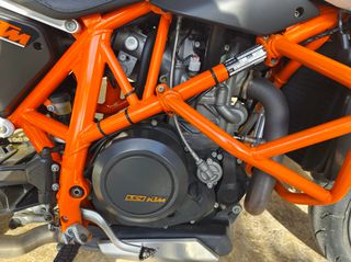 KTM 690 Duke 2013-thumb-7