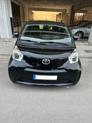 Toyota iQ 2009