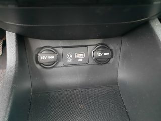 Hyundai i 20 2015 * 1.2 TREND* 117000km* FULL EXTRA*-thumb-8