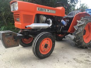Αμπελουργικά Τρακτέρ Kubota 2000 L2000