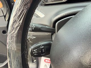 Peugeot 2008 2017 1.2 PURETECH 110 ALLURE PANORAMICParktronic/Park-Assist/Navi-thumb-64