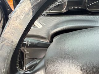 Peugeot 2008 2017 1.2 PURETECH 110 ALLURE PANORAMICParktronic/Park-Assist/Navi-thumb-65