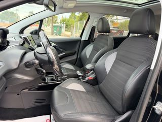 Peugeot 2008 2017 1.2 PURETECH 110 ALLURE PANORAMICParktronic/Park-Assist/Navi-thumb-38