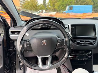Peugeot 2008 2017 1.2 PURETECH 110 ALLURE PANORAMICParktronic/Park-Assist/Navi-thumb-57